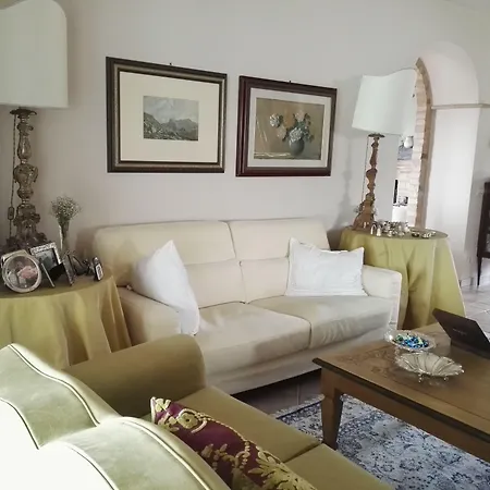 Bed & Breakfast Villarondanella 4*