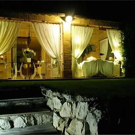 Villarondanella 住宿加早餐酒店 4*
