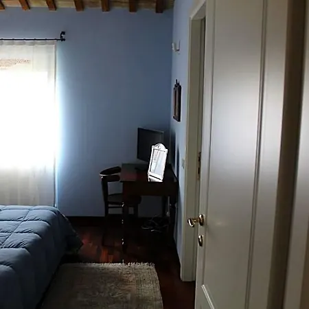 Bed & Breakfast Villarondanella 4*