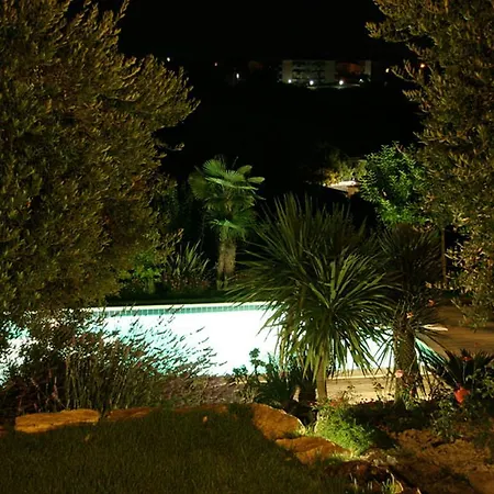 Nocleg ze śniadaniem Villarondanella 4*